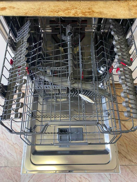 Máquina lavar Whirpool em excelente estado