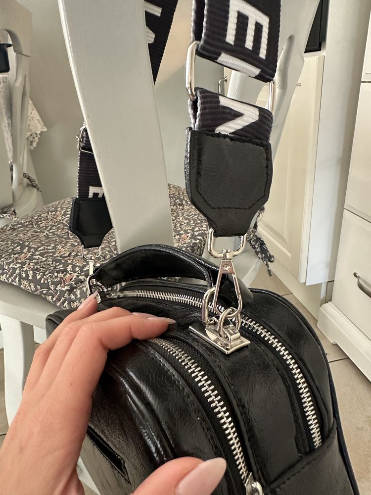 Balenciaga torebka na ramię torba nowa czarna skórzana logowana