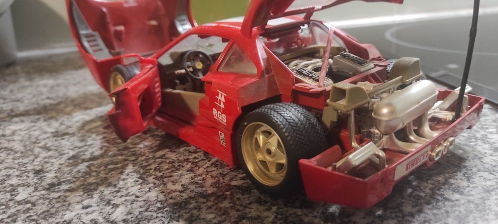 1/18 Ferrari F40 Evoluzione N1 Burago carro coleção miniatura