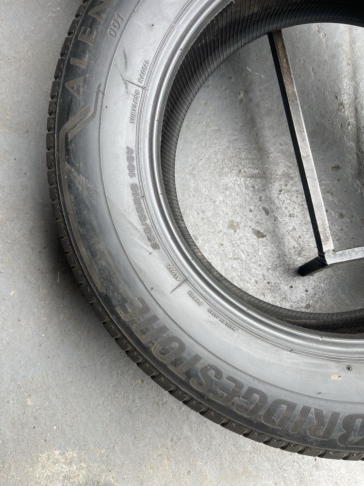 Шини літні R18 235 65 Bridgestone Alenza Склад Осокорки