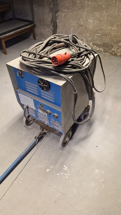 Sprzedam Spawarkę transformatorowa niezniszczalna