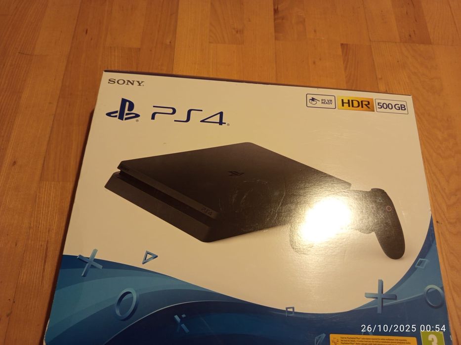 PS 4  slim i Monitor 23.8inc