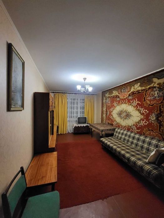 Здається 2 кімнатна квартира по вулиці Радченка.