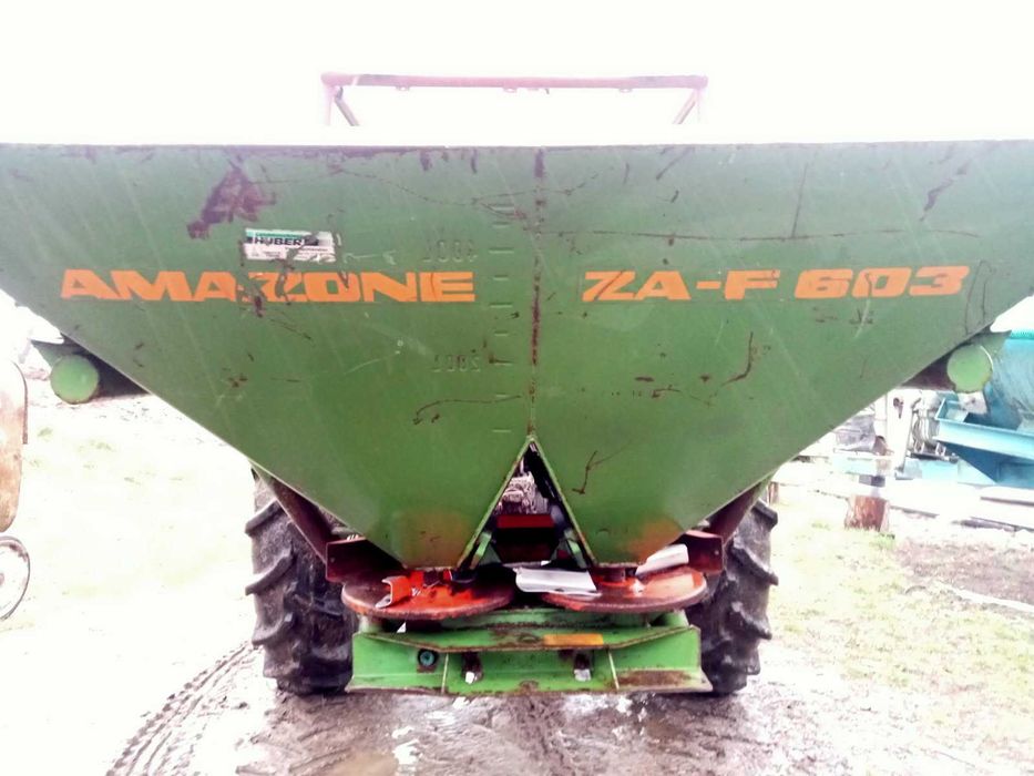 Rozsiewacz nawozów Amazone 603