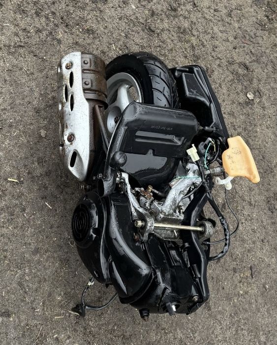 Двигатель мотор Honda lead af 48 100куб