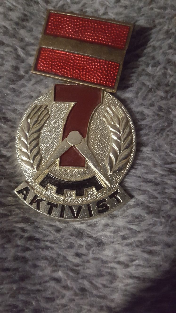 odznaka 7 Aktivist