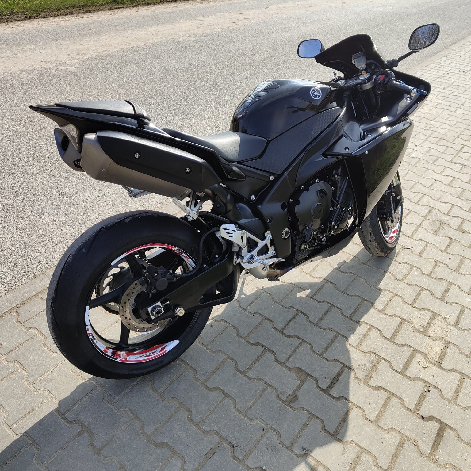 Yamaha r1 rn22 2011r