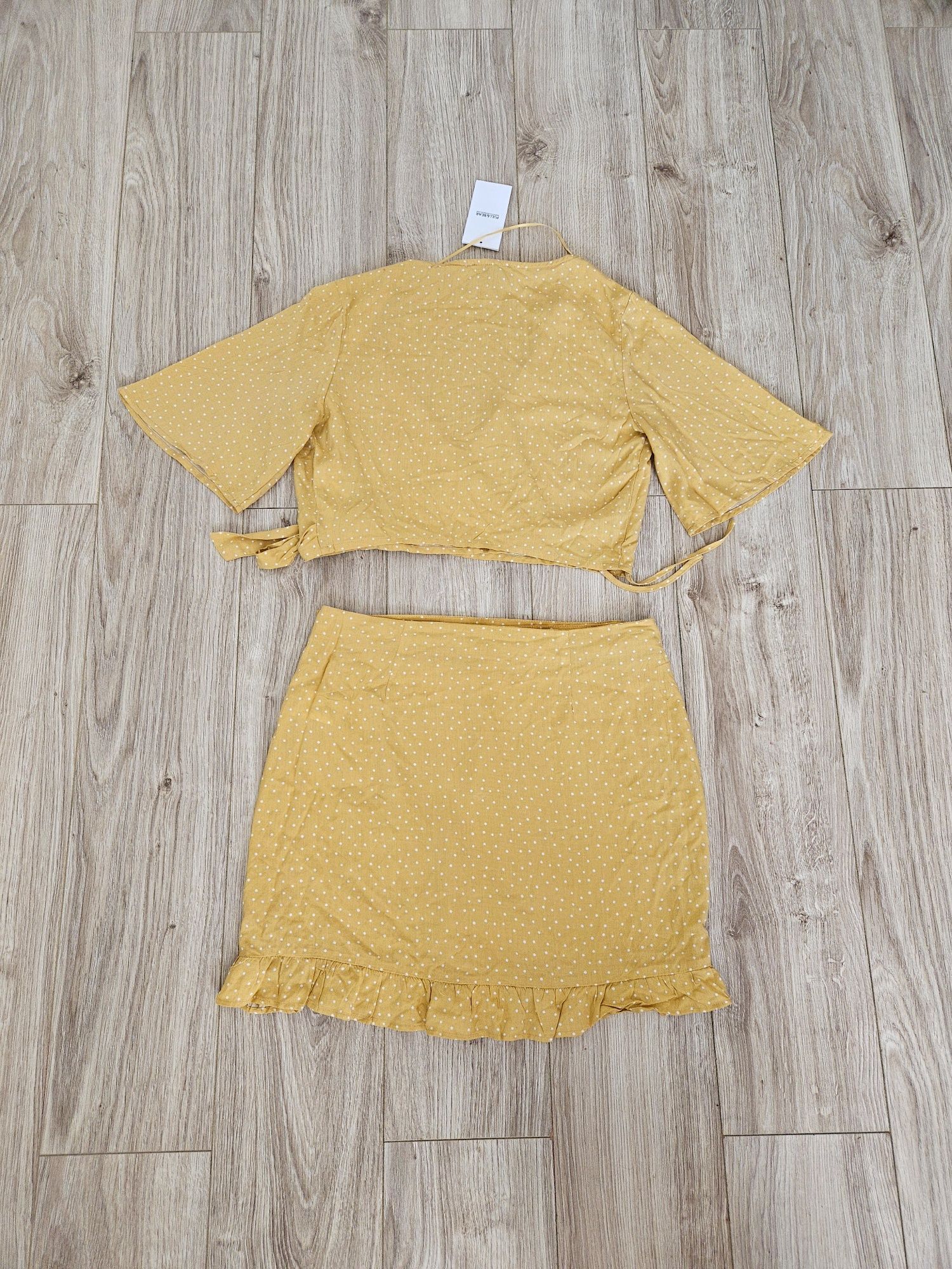 Komplet letni NOWA kopertowa dekolt v pareo falbanki pull bear pin up