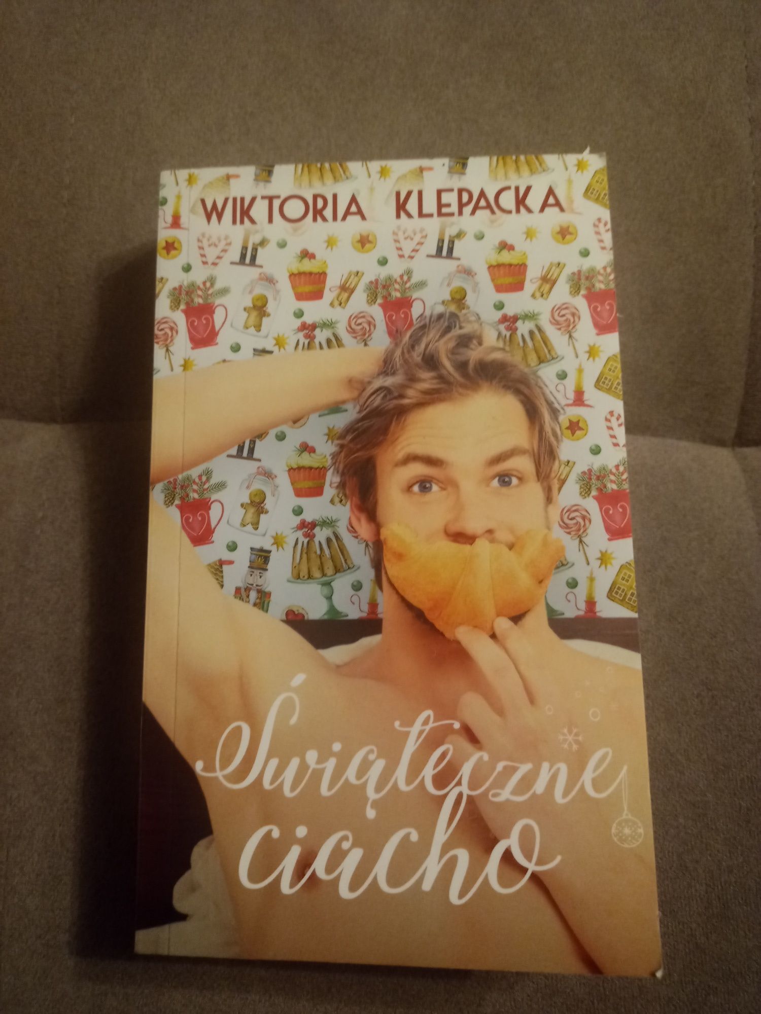 Książka Świąteczne ciacho Wiktoria Klepacka