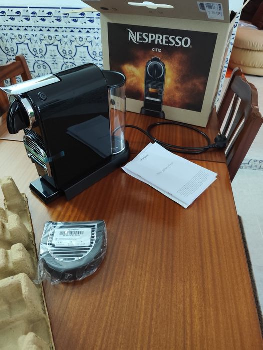 Máquina Nespresso Citiz D113 EU Black - Nova