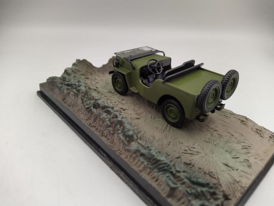 Jeep Willys M606 James Bond collection Eaglemoss 1:43