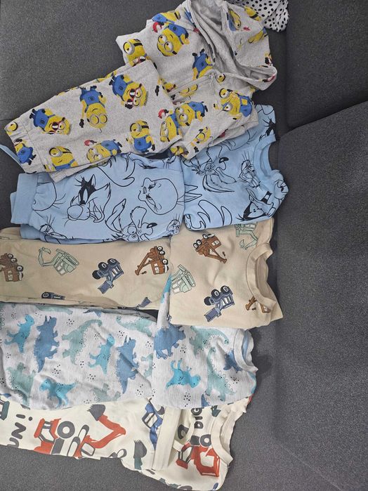 zestaw dresów 122 chłopiec/sinsay