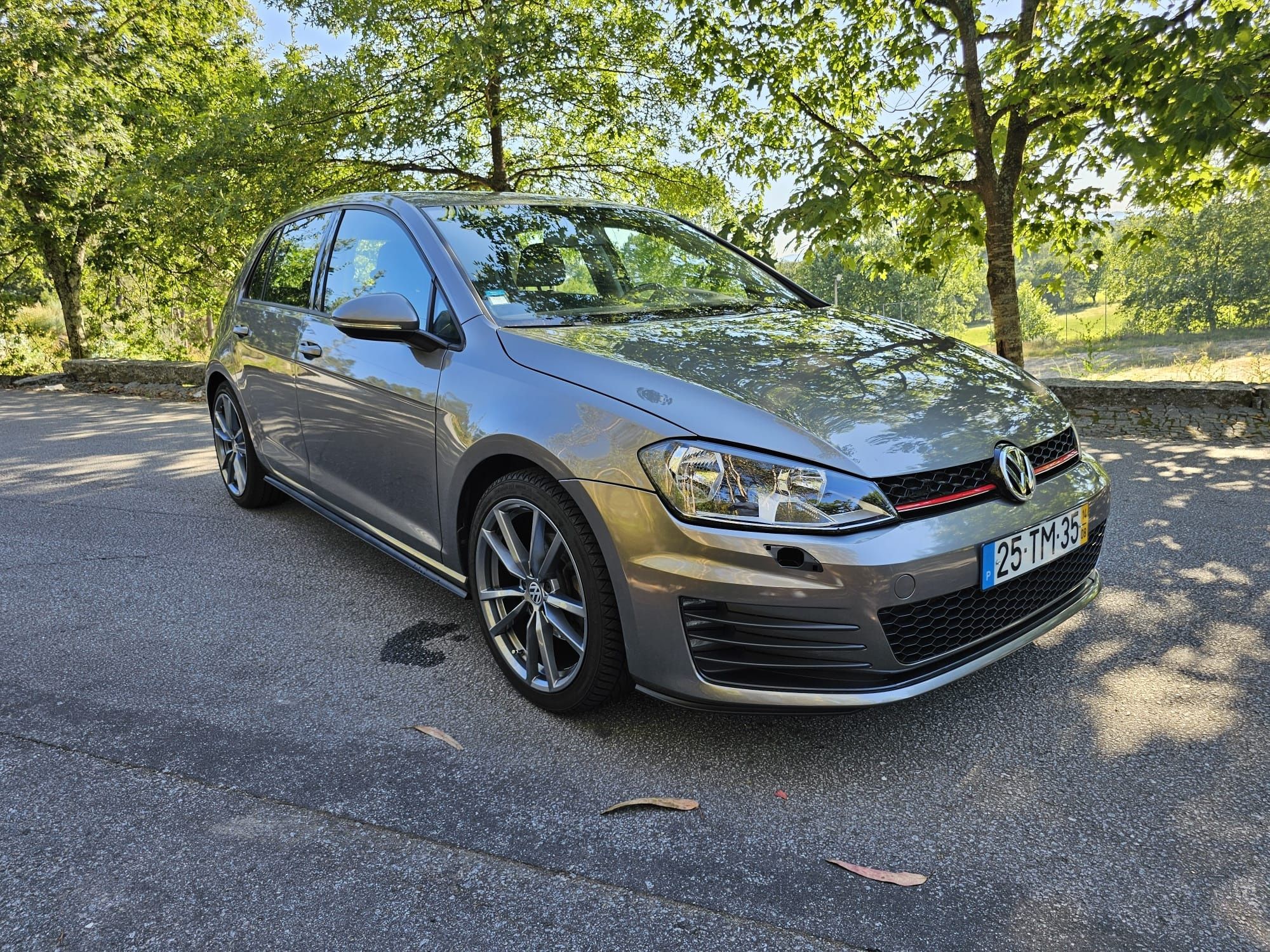 Vw Golf 7 1.6tdi bluemotion look gti