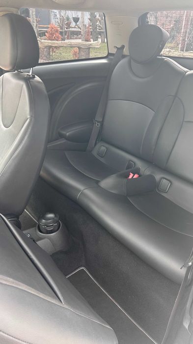 Продаю авто MINICOOPER