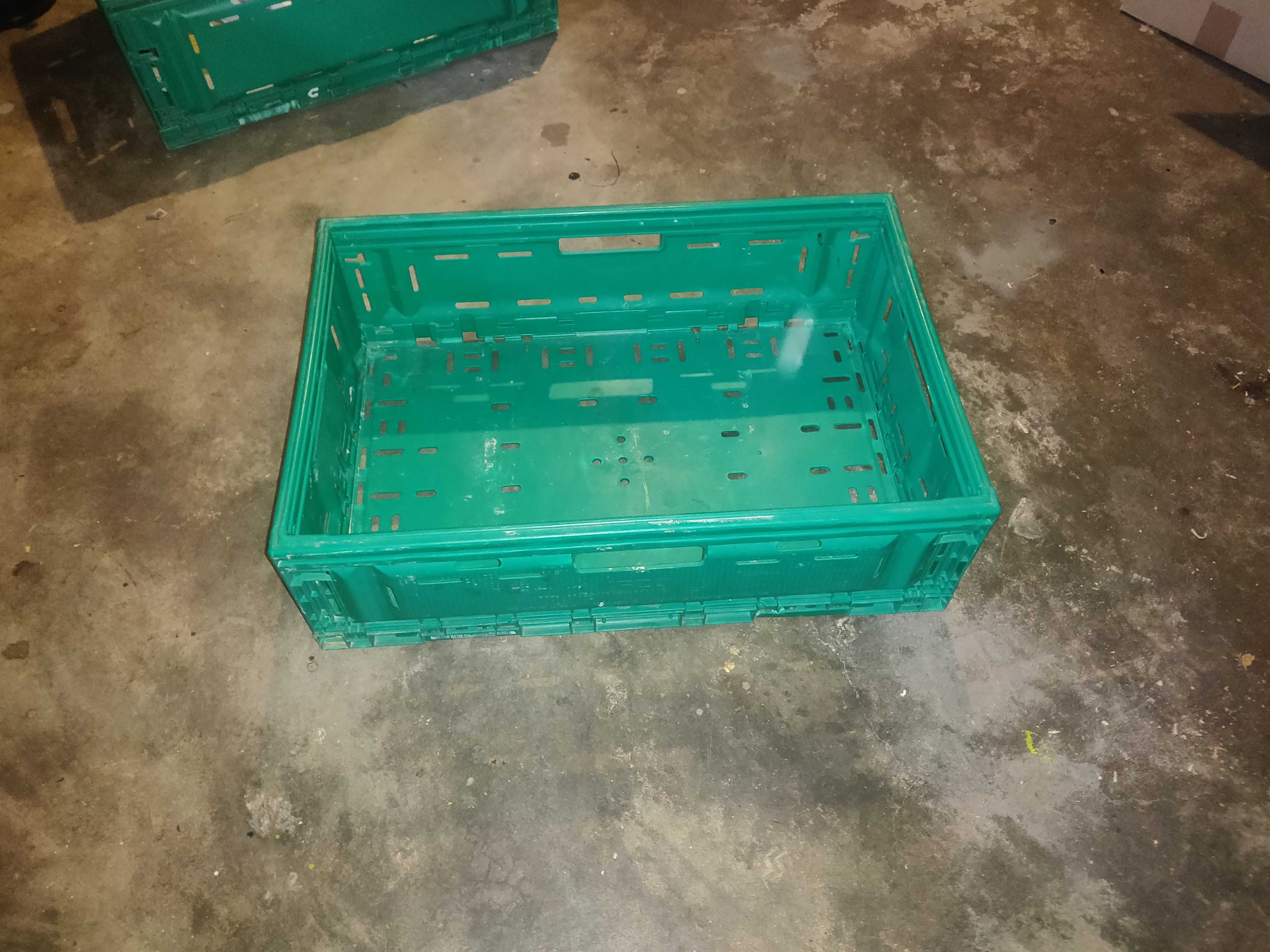 Caixas de plástico