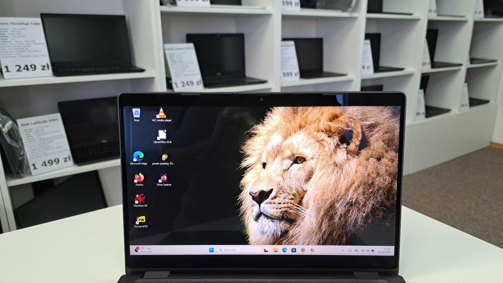 Uniwersalny Dell Latitude 5300 13" 2w1 i5-8gen 16GB 512SSD IPS Klasa A