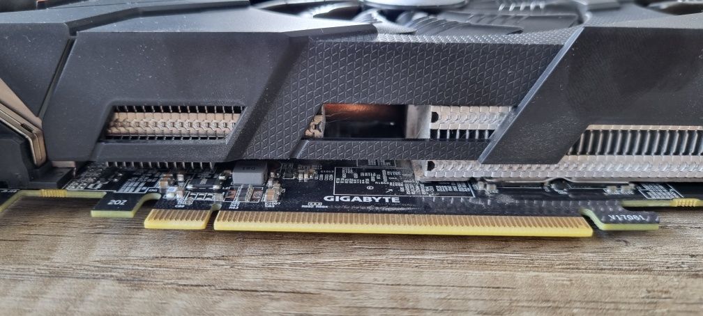 Gigabyte GeForce GTX 1070 ti avariada