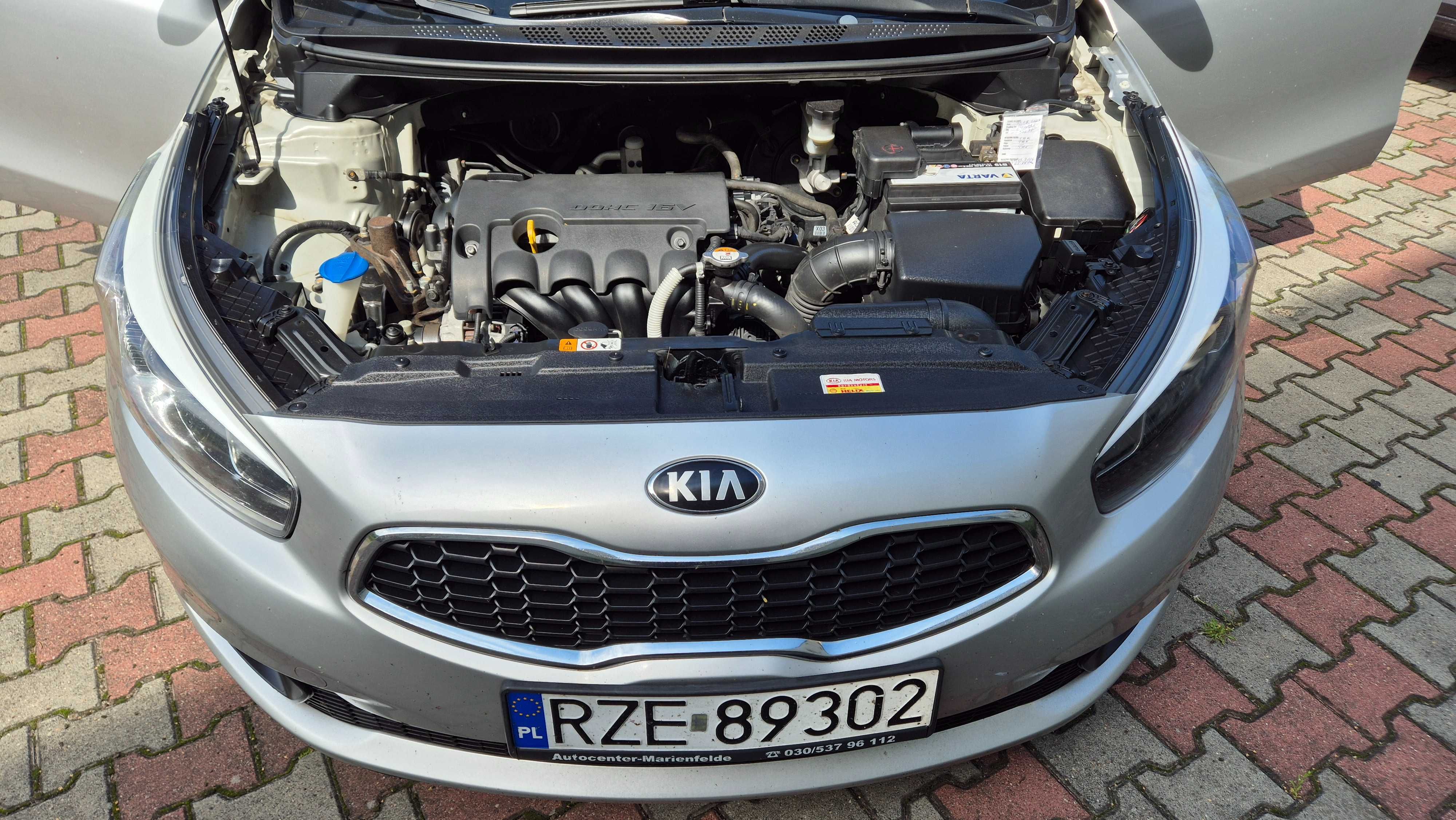 Kia Ceed-II 1.4i 16V benzyna 2014 rok