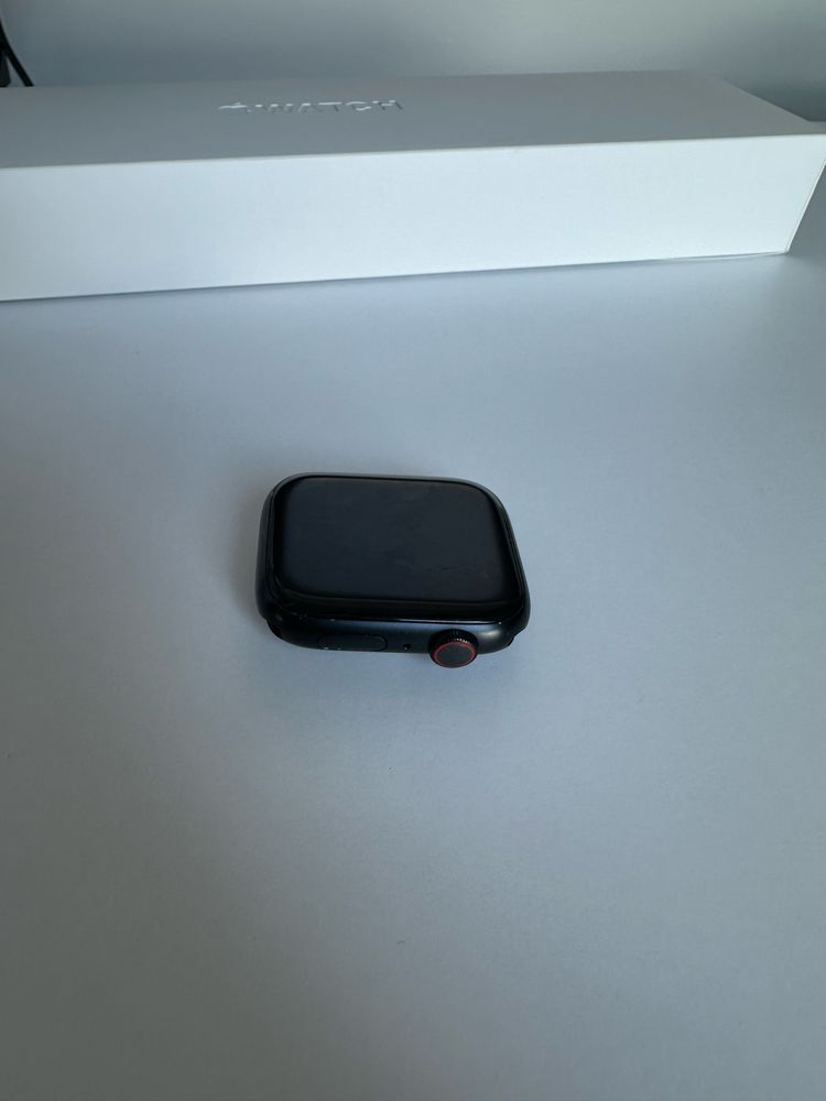 Apple Watch Series 8 GPS Cellular 45mm