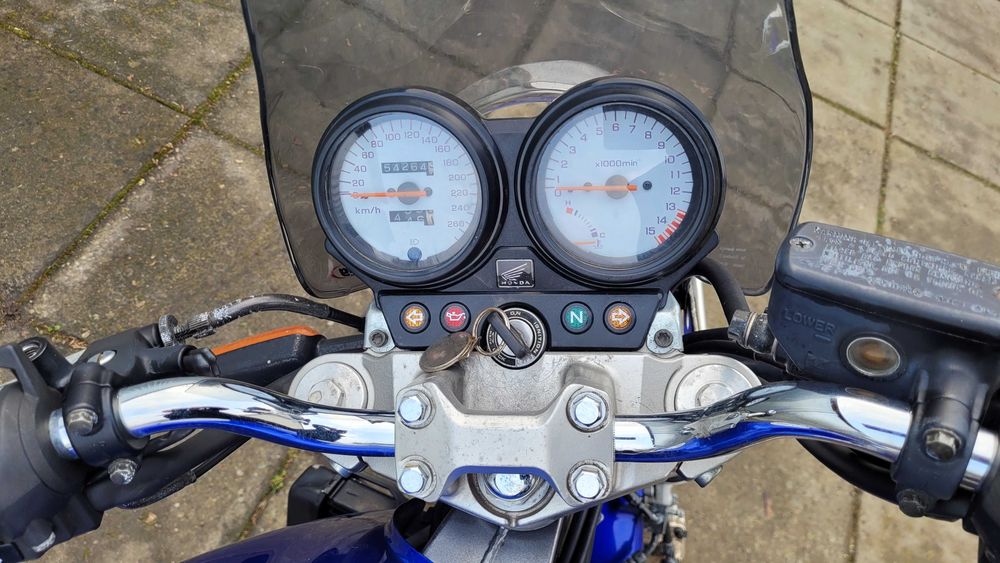 Honda Hornet 600 PC34 części lagi zbiornik silnik felga gaźniki tłumik