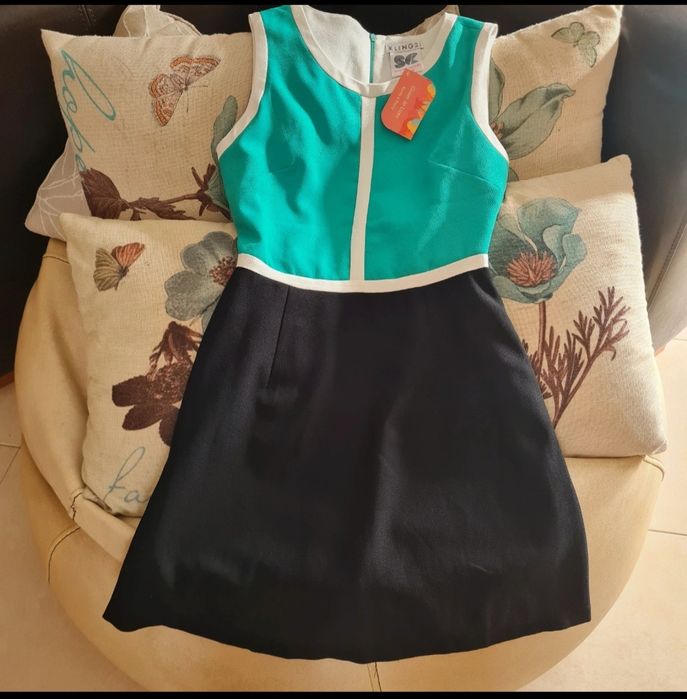 Vestido preto e verde Kling