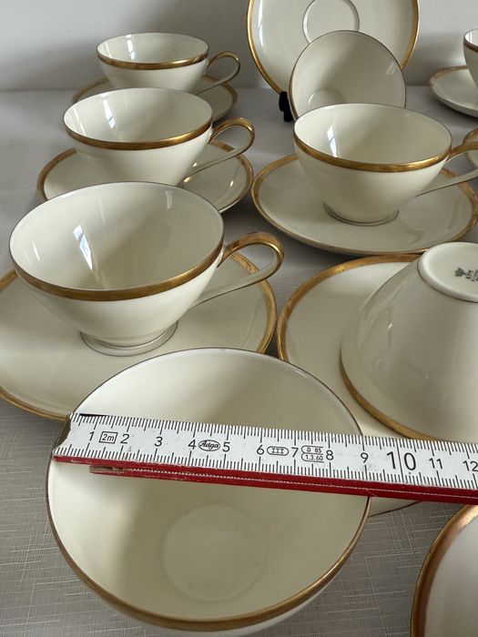 Filiżanki z podstawkami KPM Kristen