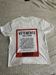 футболка  vetements a poster