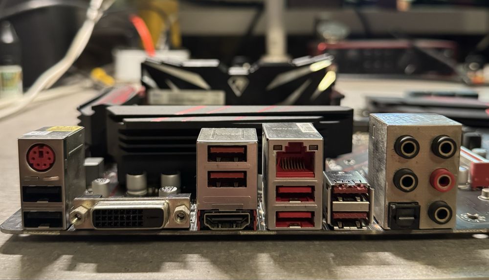 Комплект Ryzen 5600X, MSI X470, 32gb 3200mhz