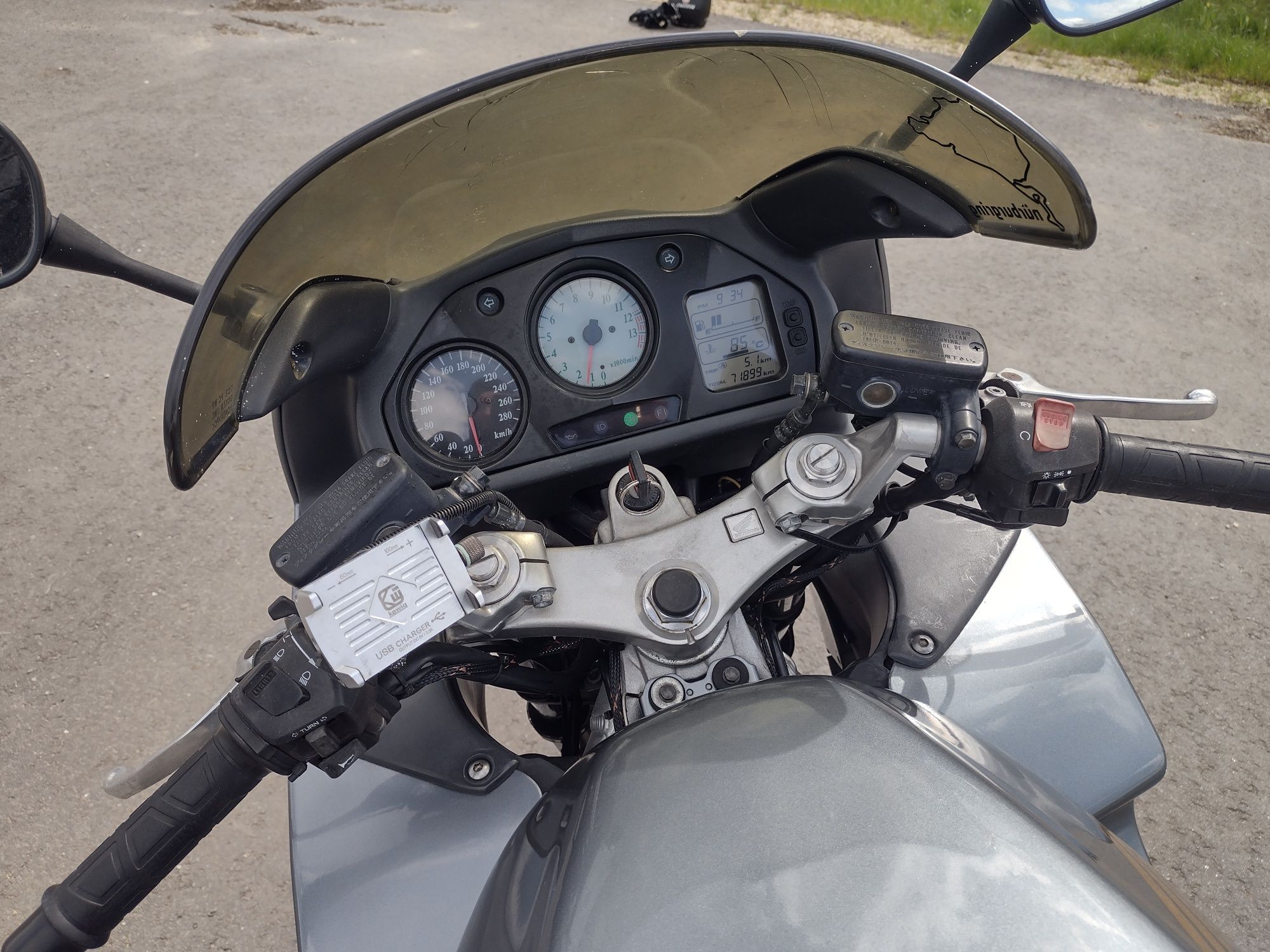 Honda vfr 800 fi nie v-tec grzane manetki stelaż