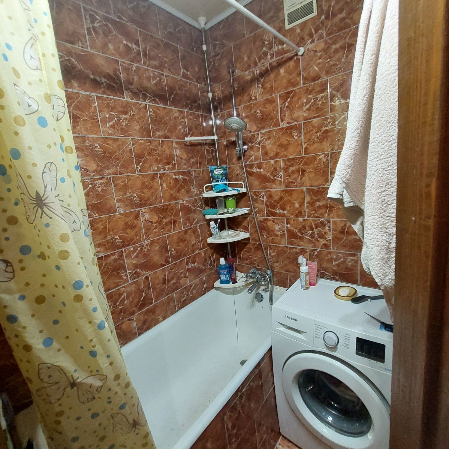 Продам 3хкквартиру біля 8ї школи на масиві!
