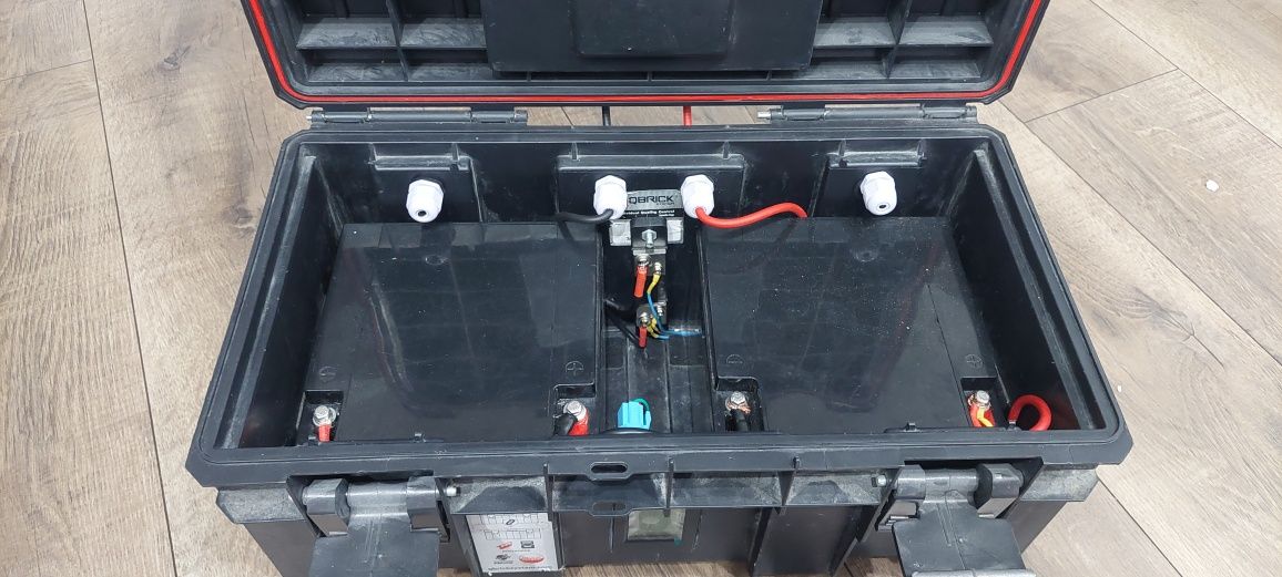 Przenośna stacja zasilania Victron camping przetwornica 3000W 230V