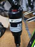 Suspensão traseira BTT DT Swiss M210 / Air / com bloqueio