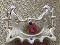 Conjunto de peças antigas e decorativas