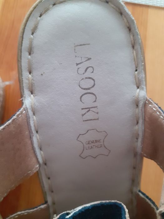 Sandały Lasocki na koturnie roz. 39
