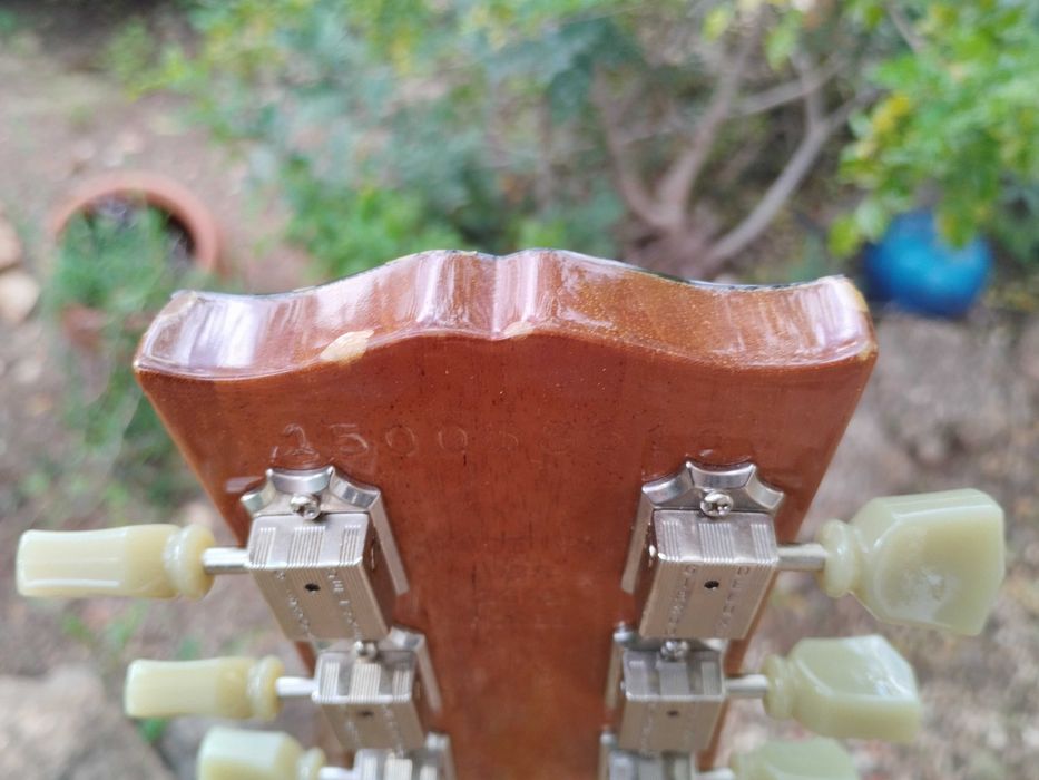 Gibson Les Paul Classic 100 Commemorative Electric Guitar / Guitarra