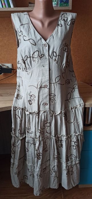 Продам женское платье.