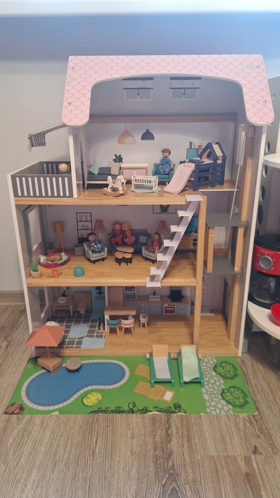 Domek dla lalek Playtive z dodatkowym wyposażeniem