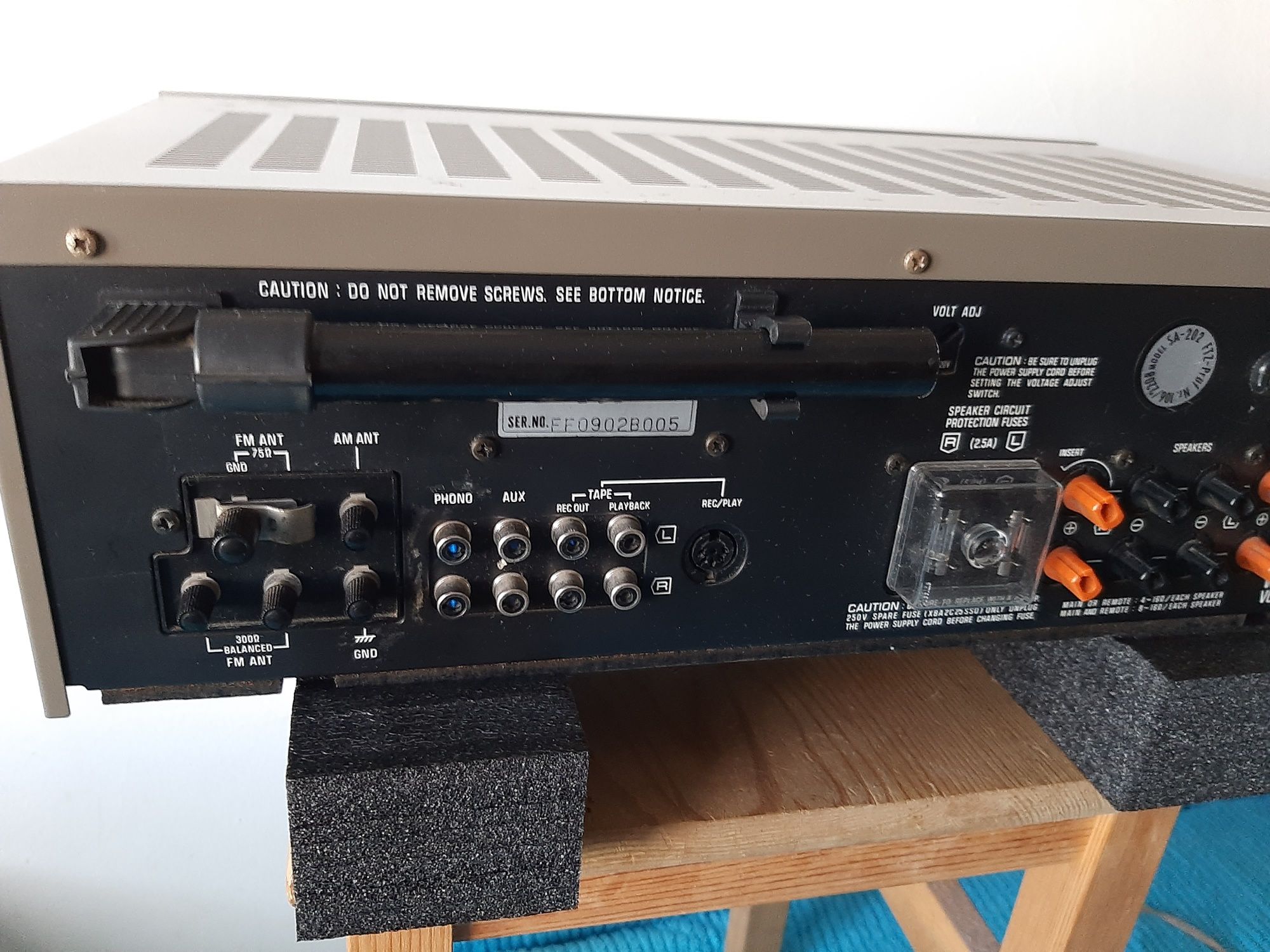 TECHNICS SA 202 stereo receiver