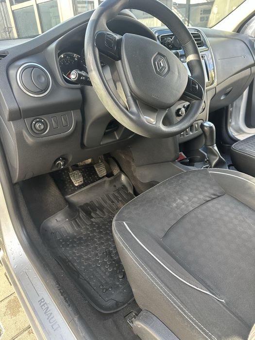 Продам Renault Logan 2013 бенз.