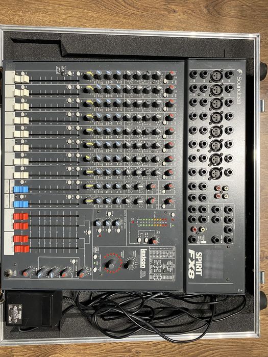 Mixer estradowy soundcraft spirit fx8