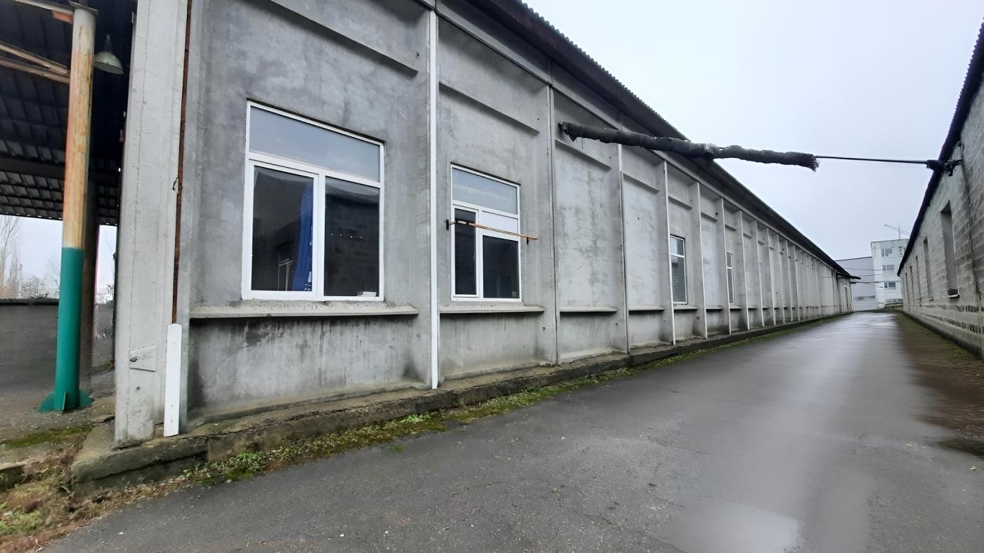 Склад 1100м2 с рампой