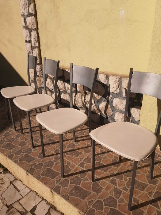 Cadeiras como novas