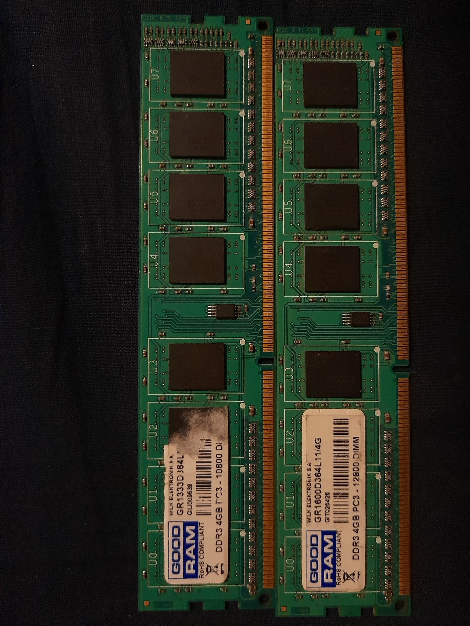 DDR3 4GB  в хорошому стані за дві 550 грн