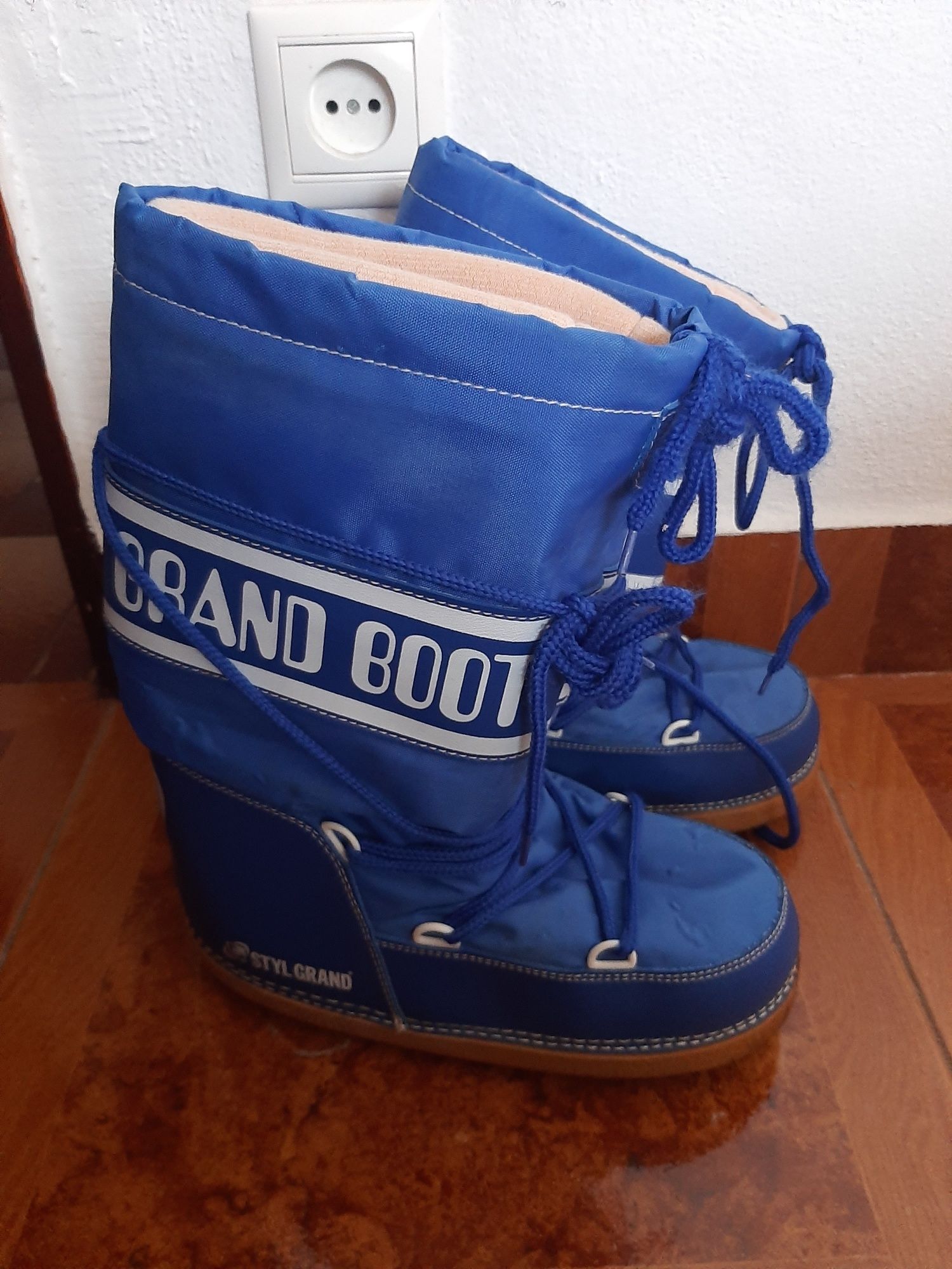 Botas da Neve novas