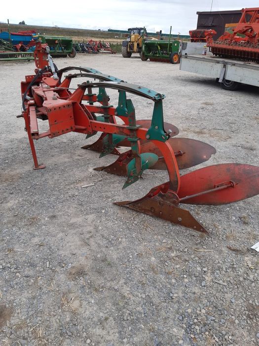 Pług zagonowy Kverneland AD 85 vario