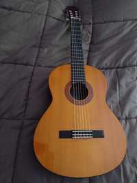 Guitarra Yamaha C-40