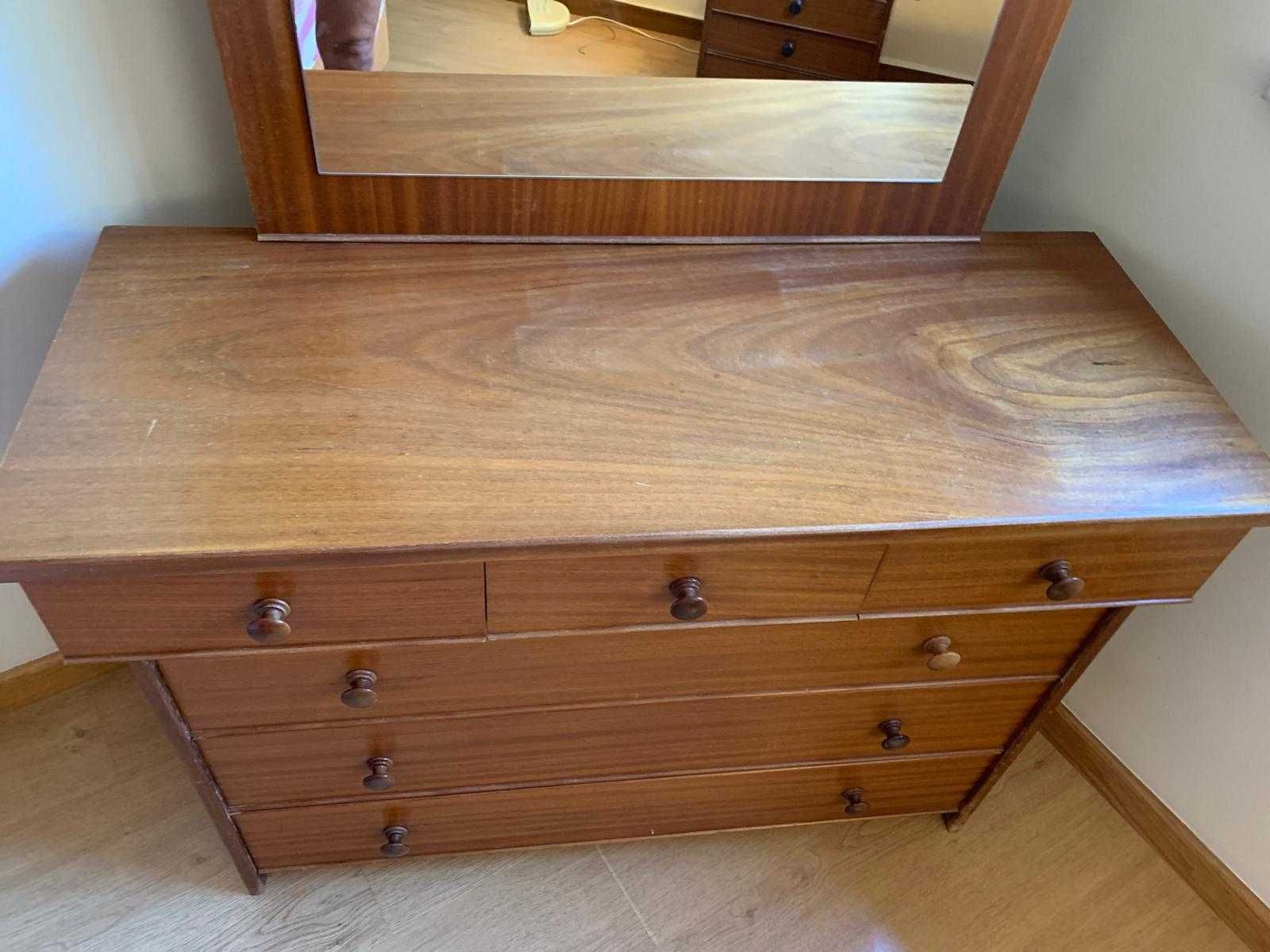 conjunto de móveis de quarto