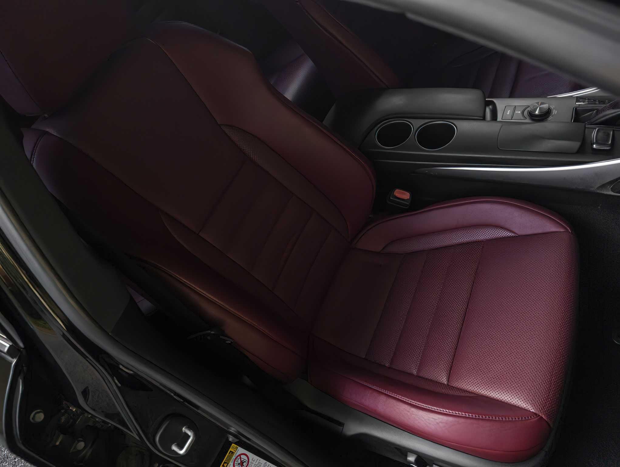Lexus IS 300 2016