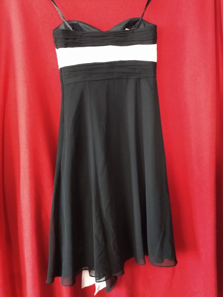 Koktajlowa sukienka 32 czarno biała XS asymetryczna - na wesele