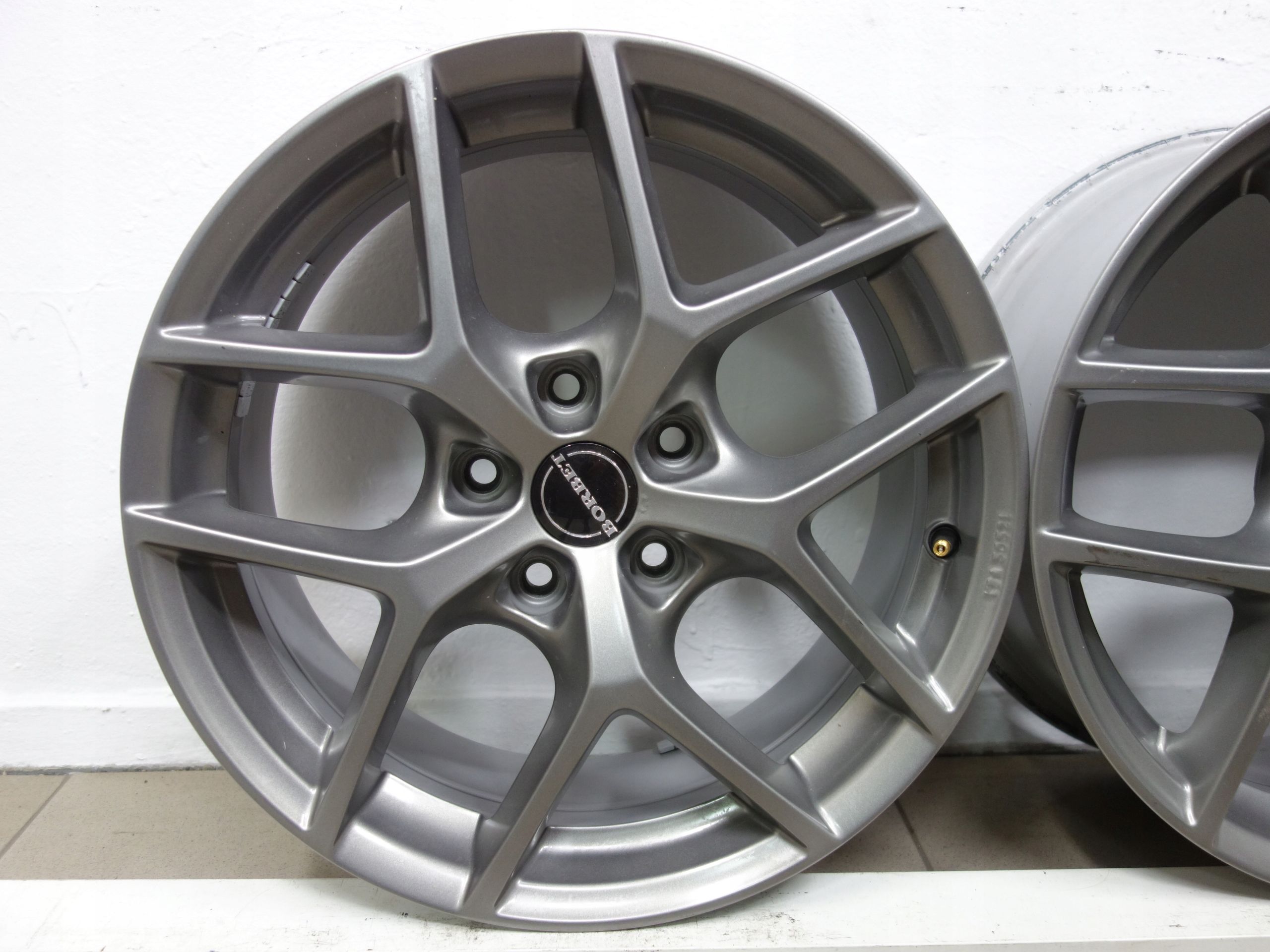 17 5x114,3 Felgi Borbet Renault Kia Hyunday Toyota Honda extra stan